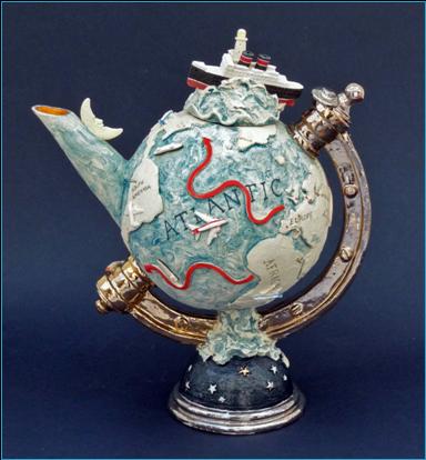 Malcolm Law Ceramics
Globe Teapot
Stoneware, T Material, underglaze colours plus gold and platinum lustre.
©Malcolm Law